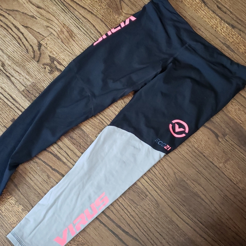 Virus compression leggings